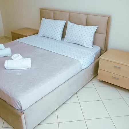 Apartment Sunrise Near The Center Tirana