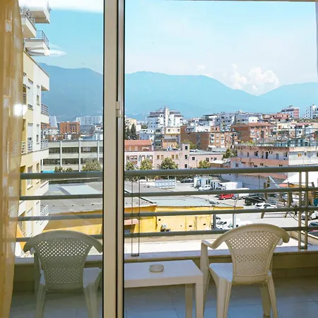 Apartman Sunrise Near The Center Tirana