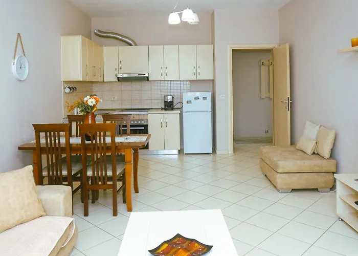 Apartman Sunrise Near The Center *